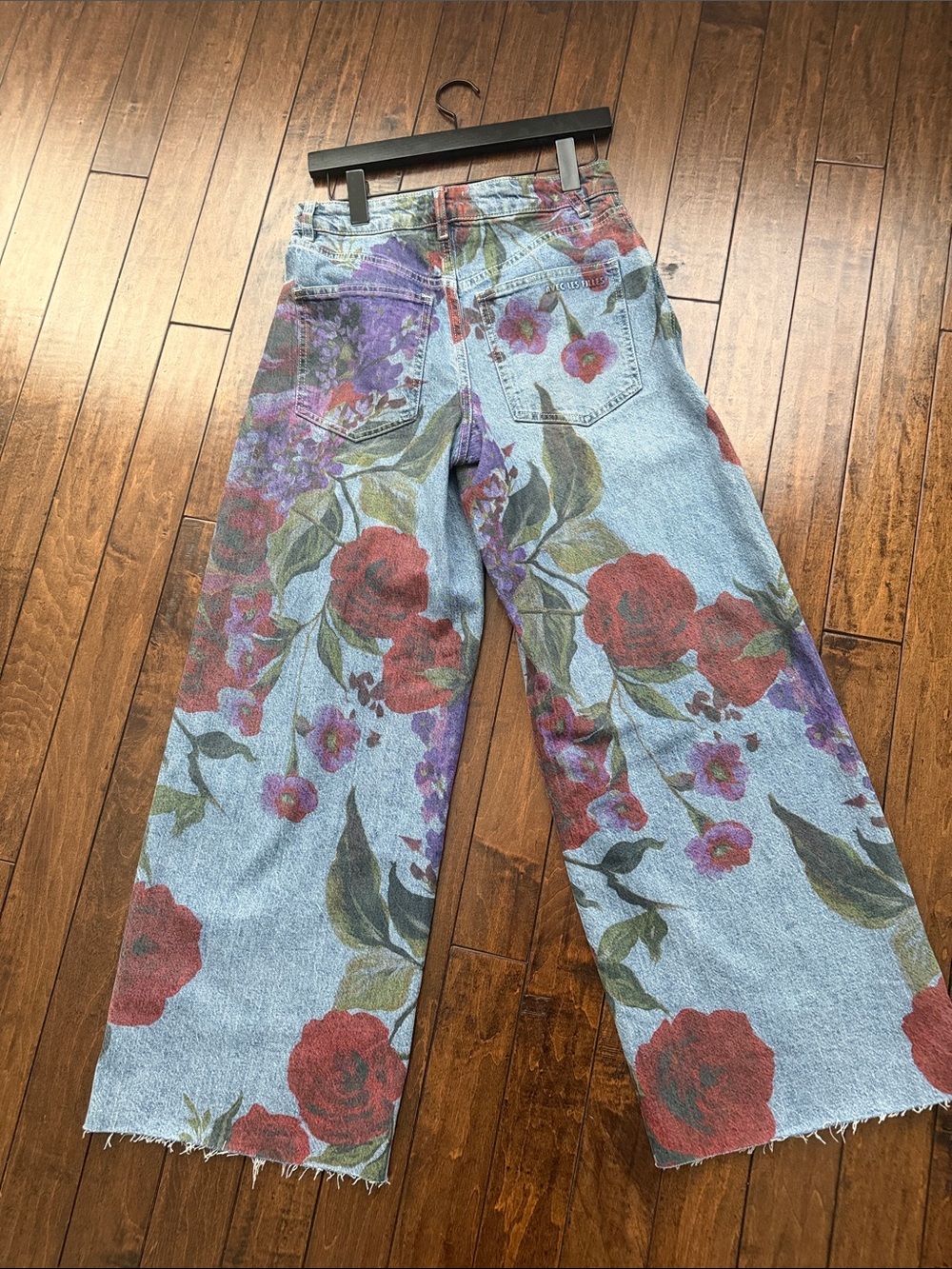 Avec Les Filles Blue Denim Wide Leg Jeans with Red & Purple Floral Print - Picture 4 of 5